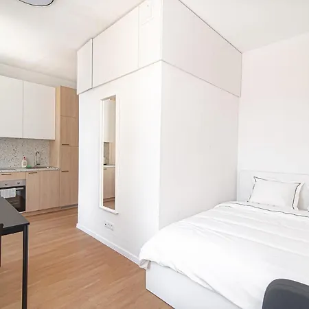 Lovely With Great Location No 1 By Urban Rent Apartamento *